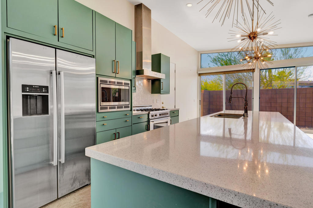 2703 Alexander Club Drive