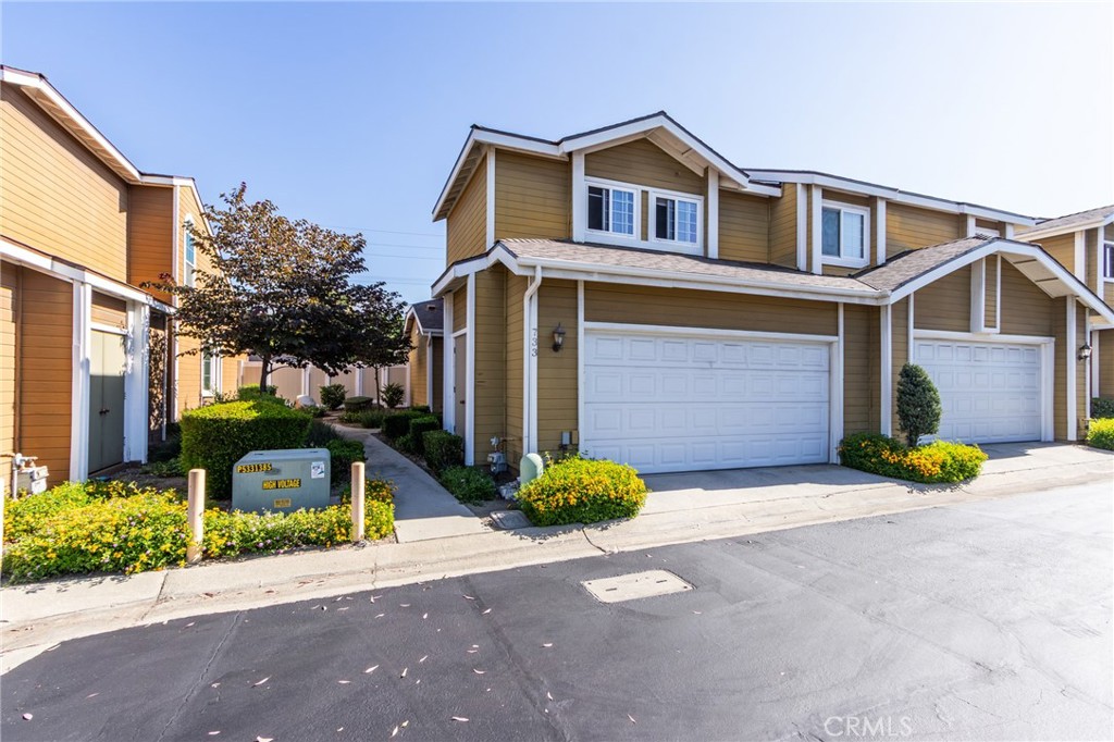 733 Lander Circle