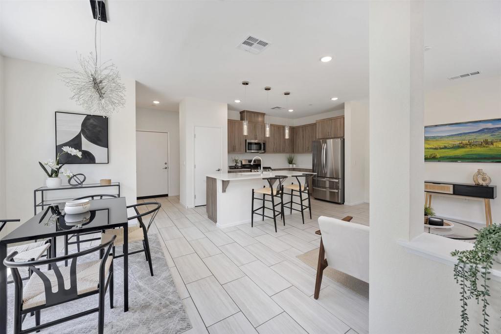 35103 Vine Place