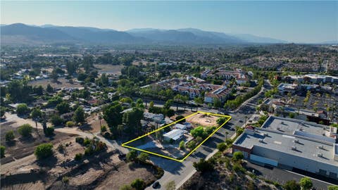 Photo of 41395 Sycamore ST, Murrieta, CA 92562 (MLS # SW26156524)