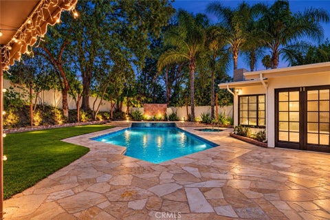 Photo of 4610 Arriba Drive, Tarzana, CA 91356 (MLS # SR26200254)