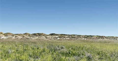 Tiny photo for 13433 Seven Mile Road, Santa Margarita, CA 93453 (MLS # PI25279076)