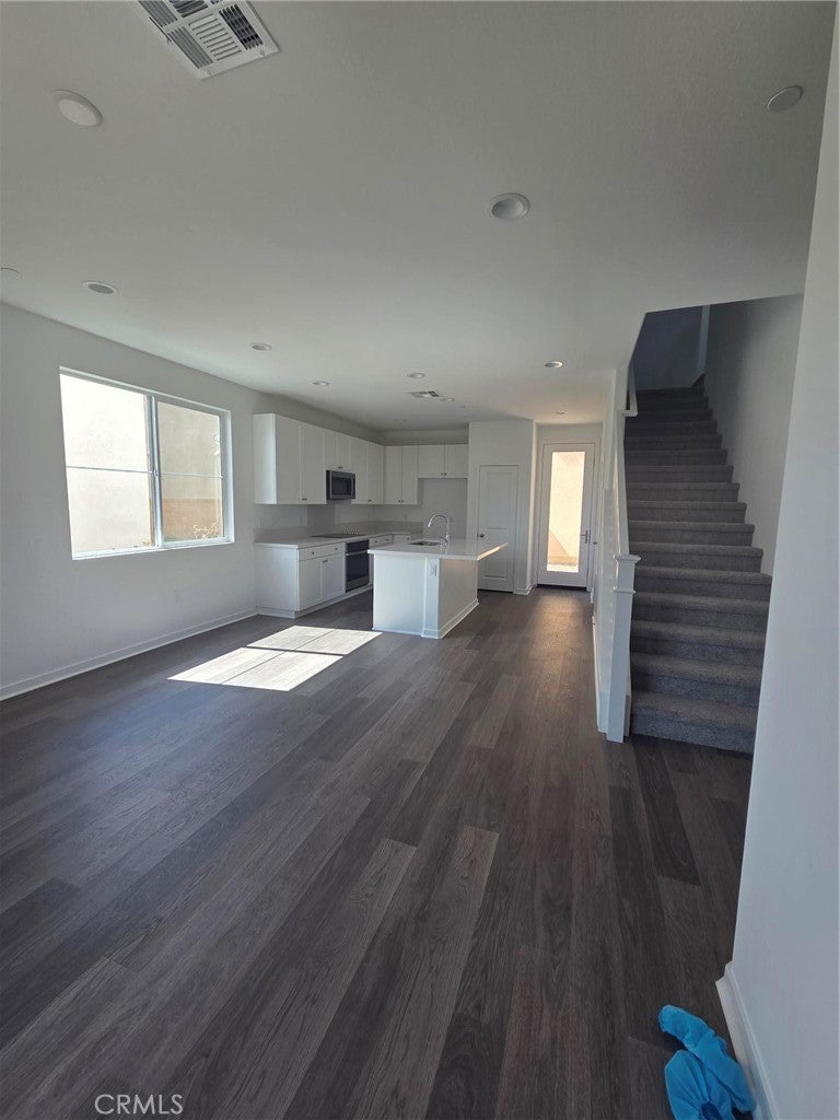 16492 Botanical Lane