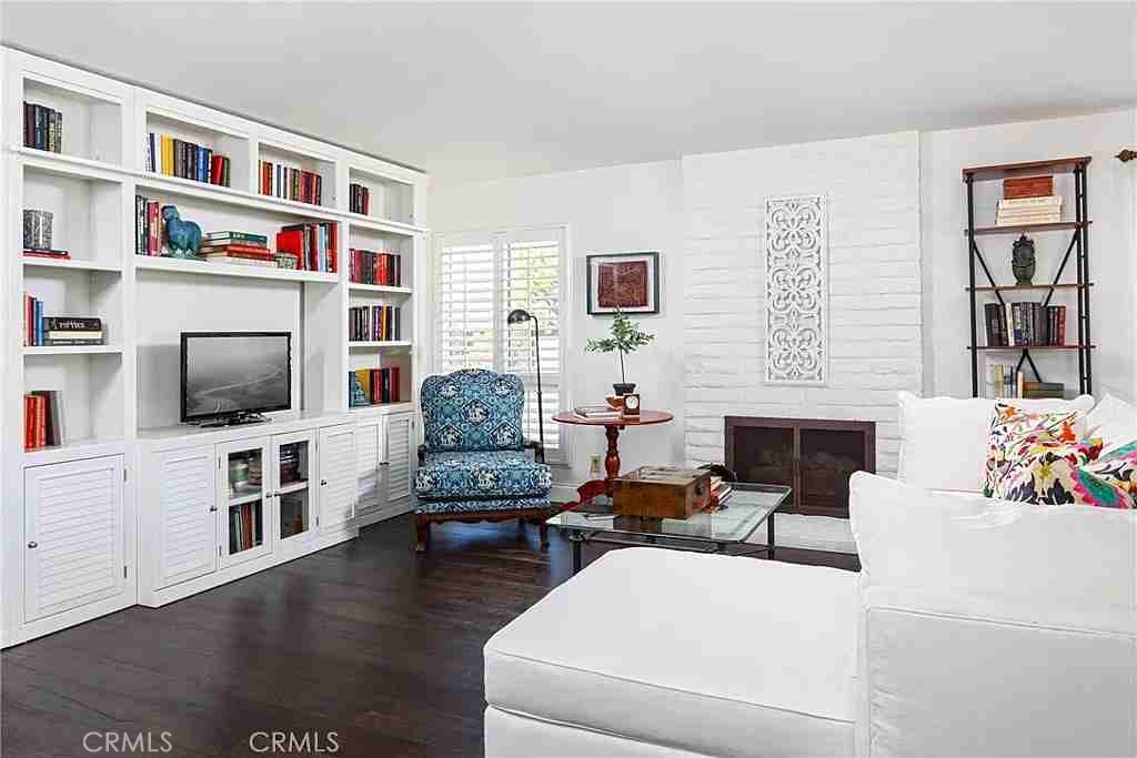 27162 Via Chicuelina