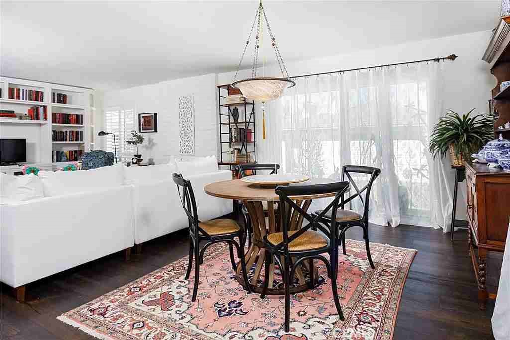 27162 Via Chicuelina