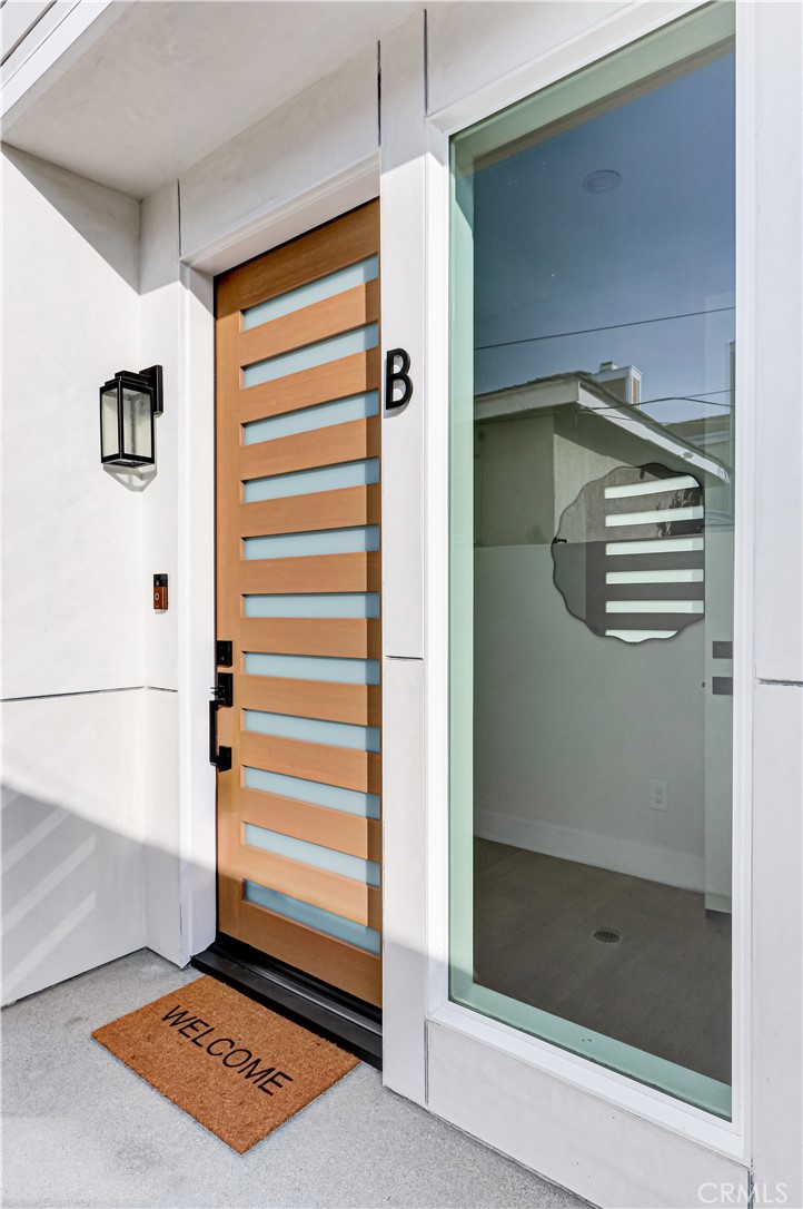 2405 Mathews Avenue B