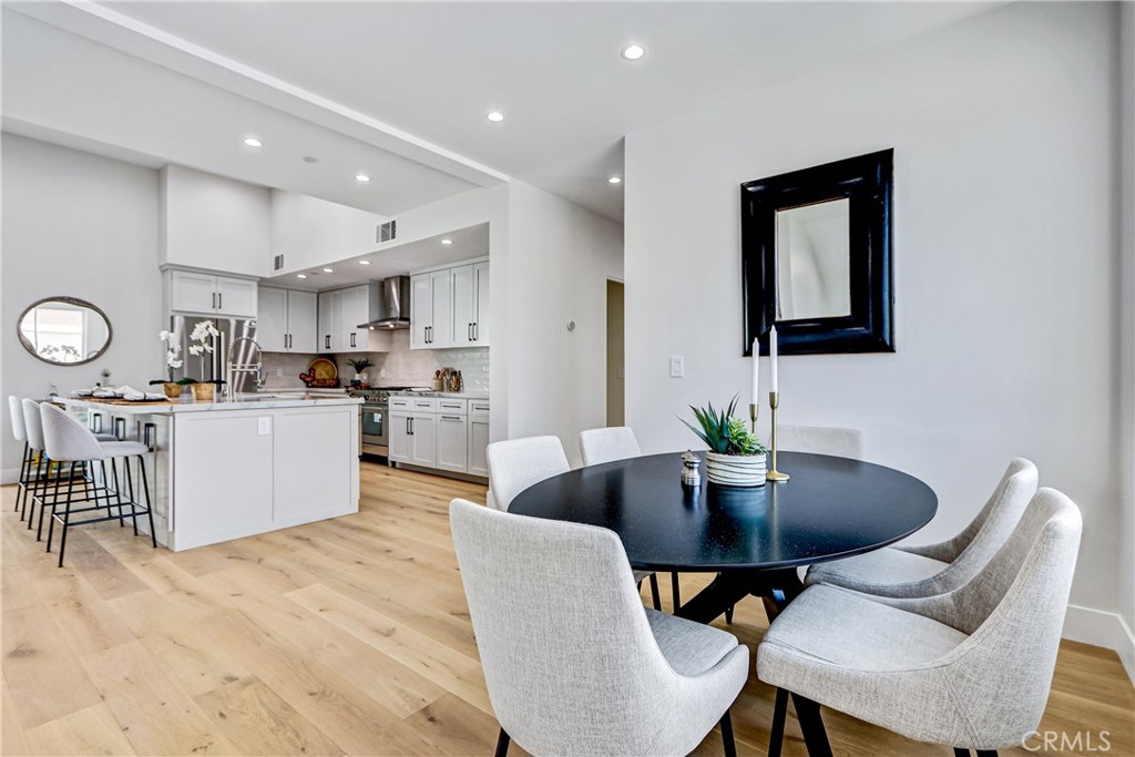 2405 Mathews Avenue B