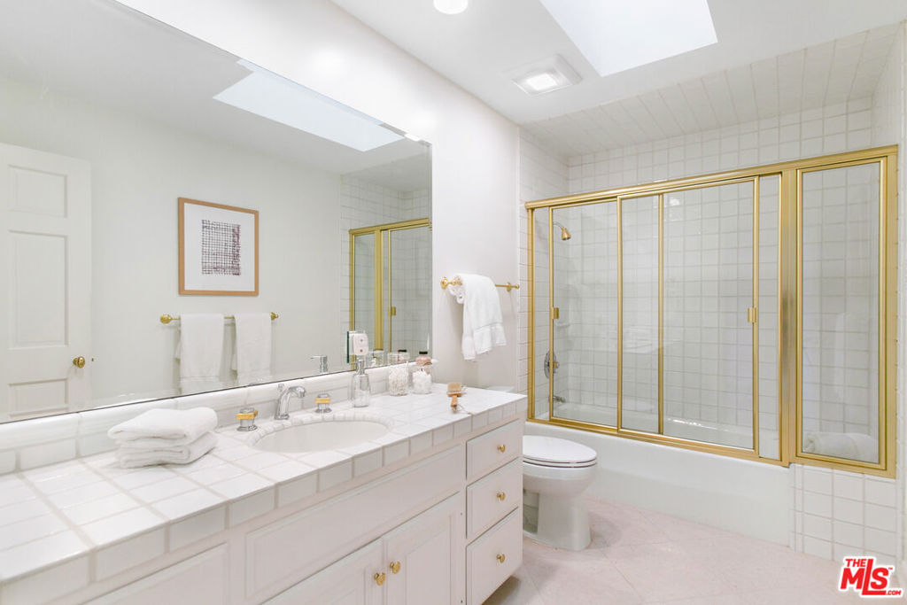 Bayshores - Residential