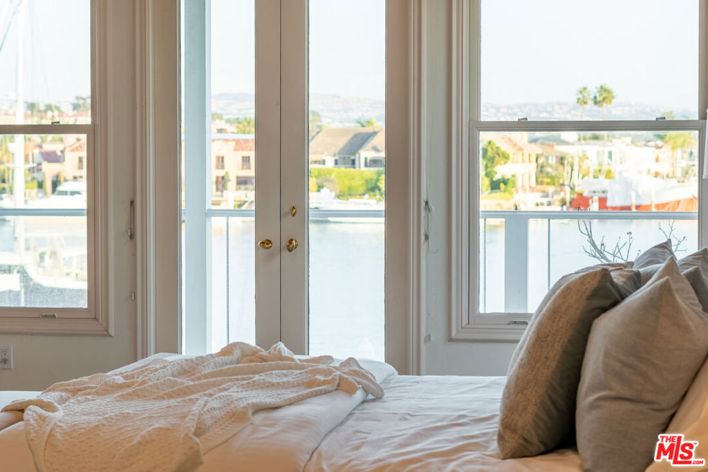 Bayshores - Residential