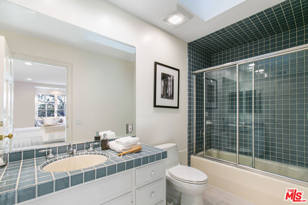 Bayshores - Residential