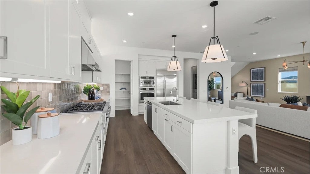 2033 Oreste Lane