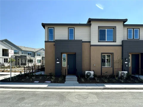 MLS: IG26191344