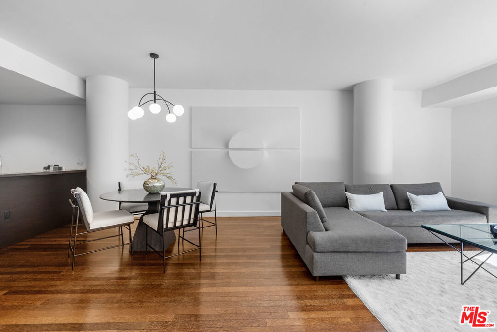 6250 Hollywood Boulevard 7K