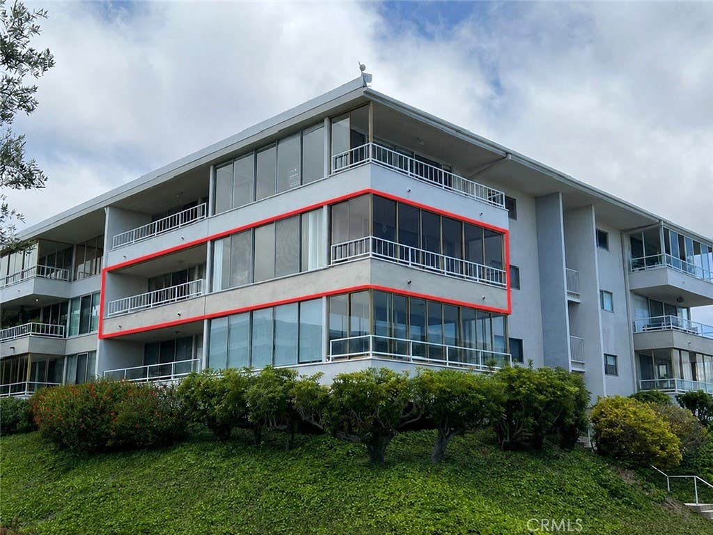 Photo of 32709 Seagate Dr. DR #207, Rancho Palos Verdes, CA 90275 (MLS # PV26138701)