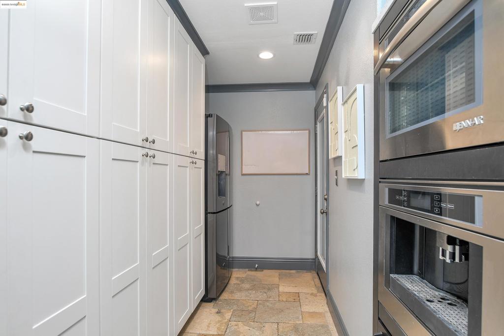 ROSE GARDEN - Residential