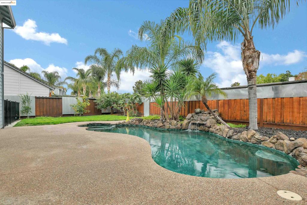 ROSE GARDEN - Residential