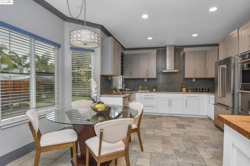 ROSE GARDEN - Residential