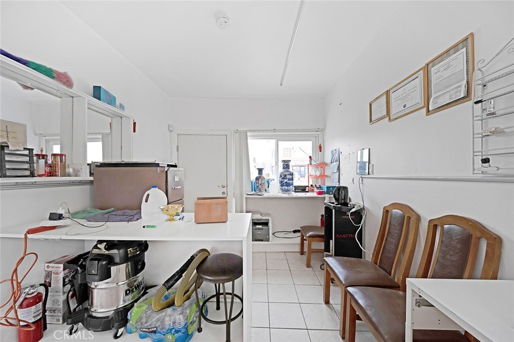 2200 San Gabriel Boulevard