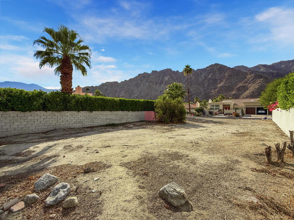 La Quinta Cove - Land