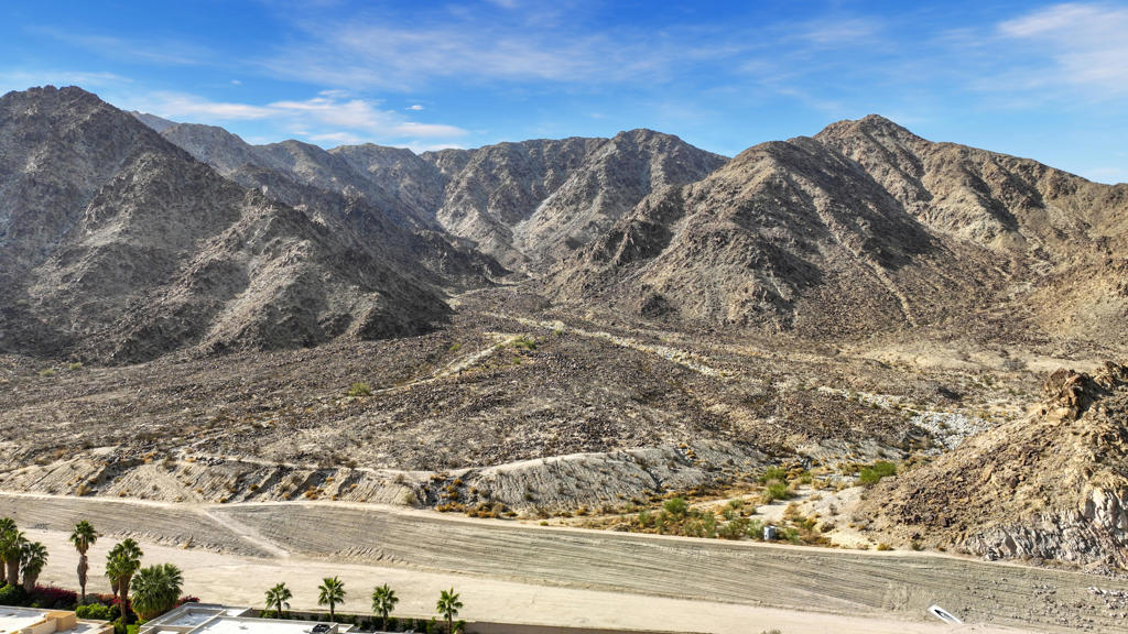 La Quinta Cove - Land