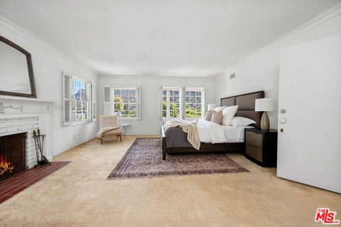 Tiny photo for 979 Casiano Road, Los Angeles, CA 90049 (MLS # 26942693)