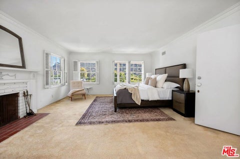 Tiny photo for 979 Casiano Road, Los Angeles, CA 90049 (MLS # 26942693)