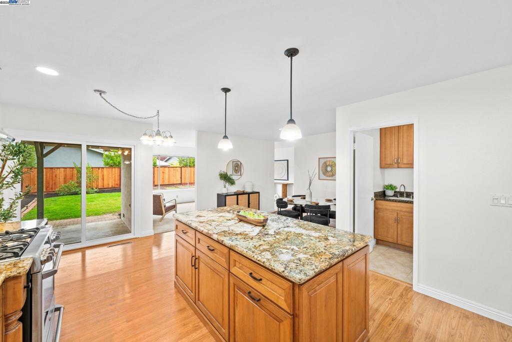 Properties 3 5550 San Juan Way