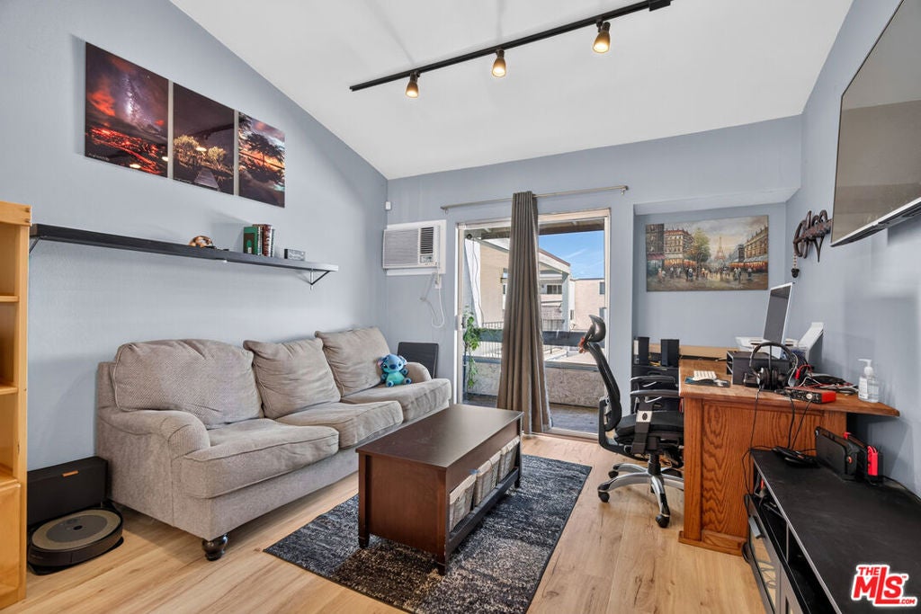 21801 Roscoe Boulevard 205