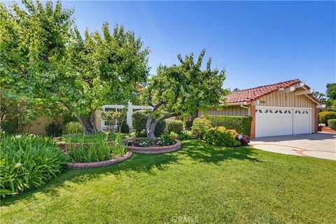 Photo of 9411 Balcom Ave, Northridge, CA 91325 (MLS # SR26094095)