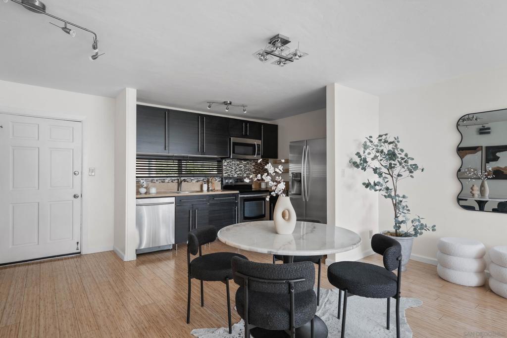 Pacific Beach - Residential