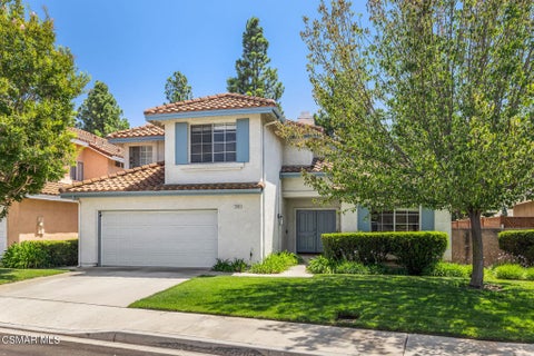 Tiny photo for 12154 Cherry Grove Street, Moorpark, CA 93021 (MLS # 226003870)