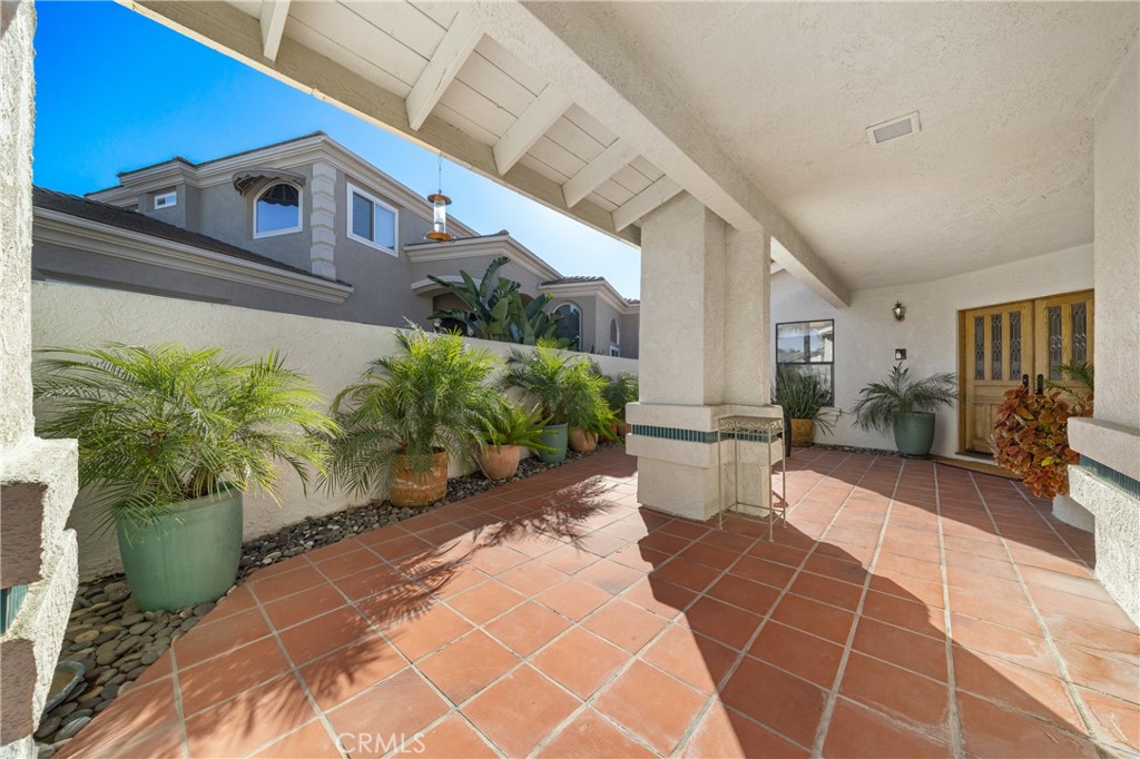 30181 Swan Point
