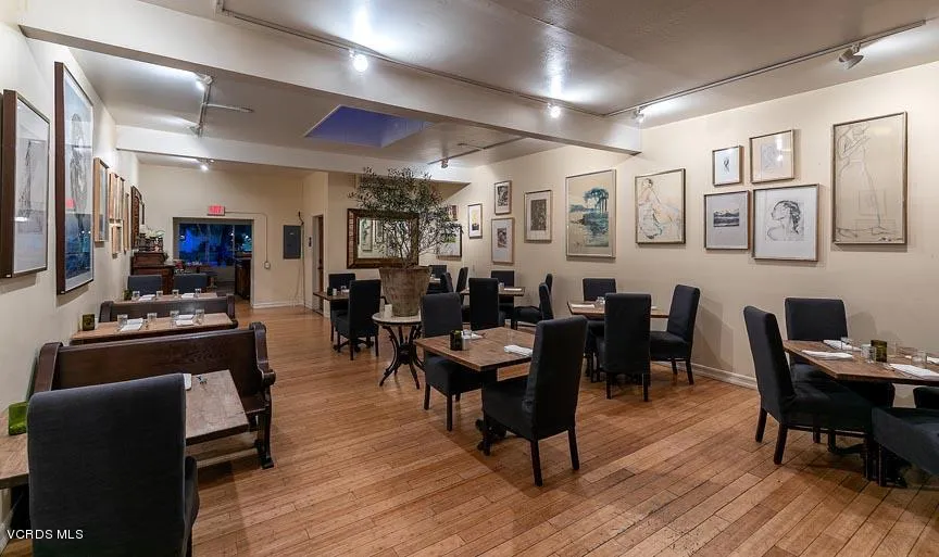 Ojai, California 93023, United States, ,Commercial,Active,182982