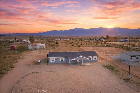 3749 South St Phelan CA 92371