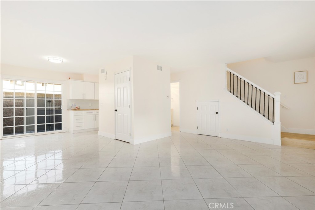 Huntington Continental (HCON) - Residential