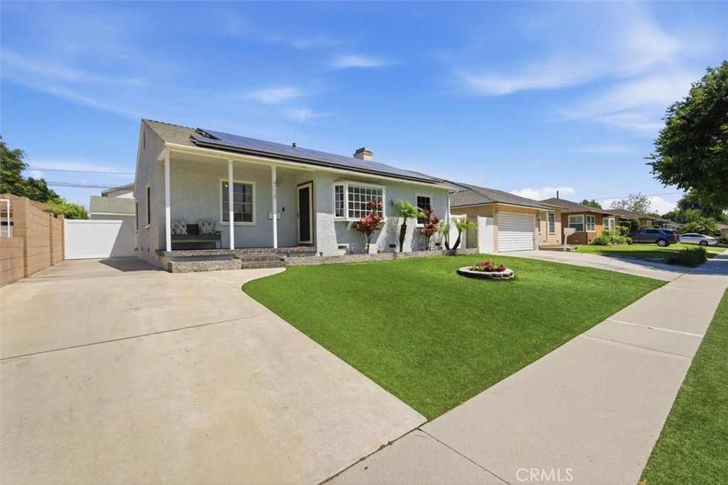 4738 Canehill
