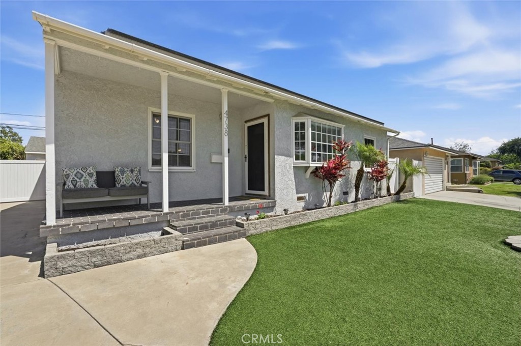 4738 Canehill