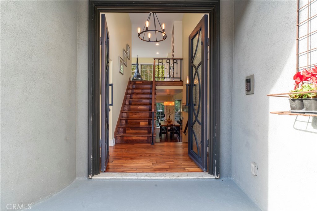 2355 N Beverly Glen Boulevard