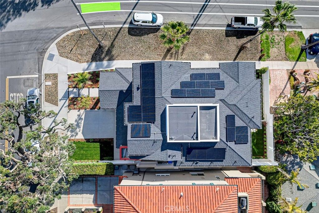 Photo of 641 S Gertruda, Redondo Beach, CA 90278 (MLS # SB26014315)