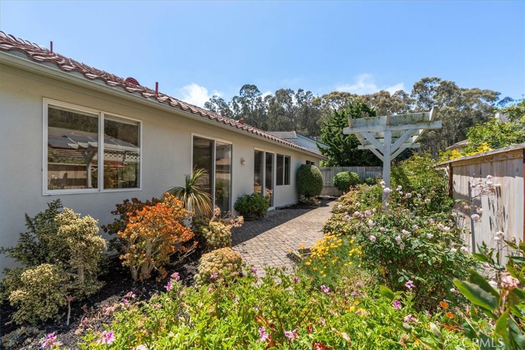 Monarch Grove(610) - Residential