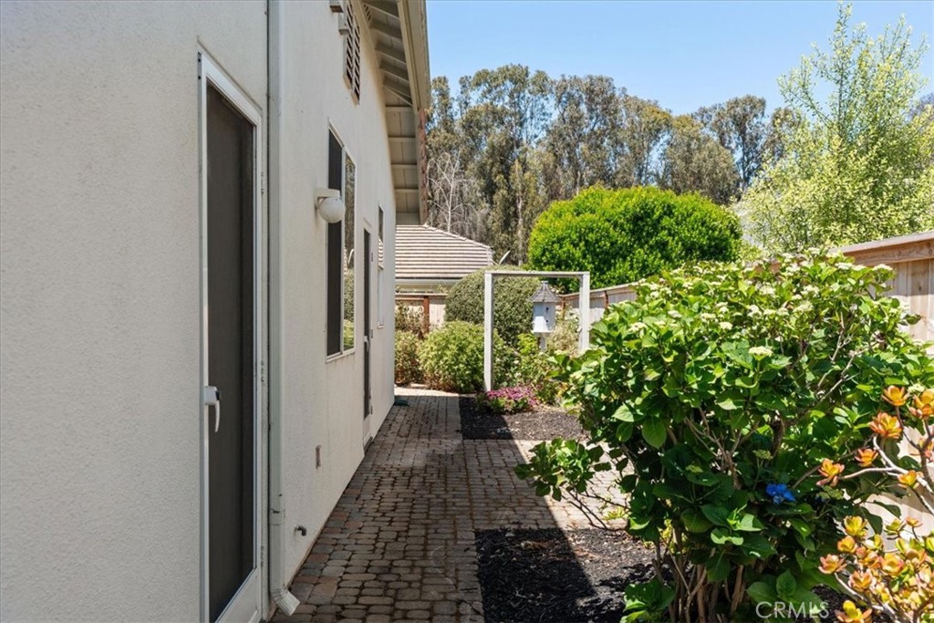 Monarch Grove(610) - Residential