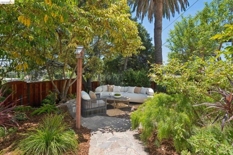 Tiny photo for 893 Glendome Circle CIR, Oakland, CA 94602 (MLS # 41137330)