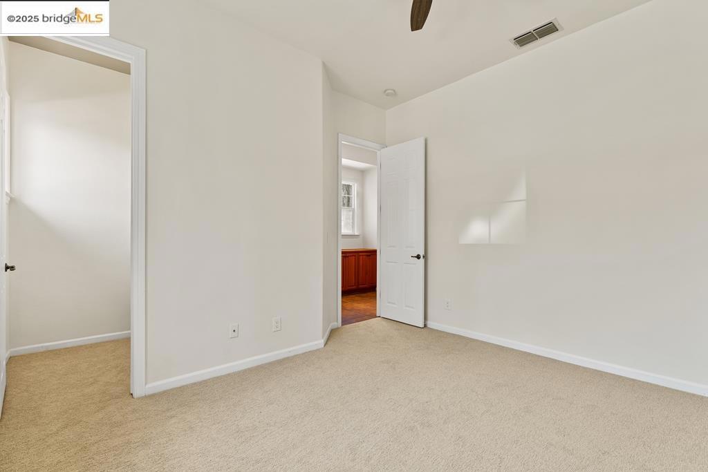 LAKESHORE - Residential