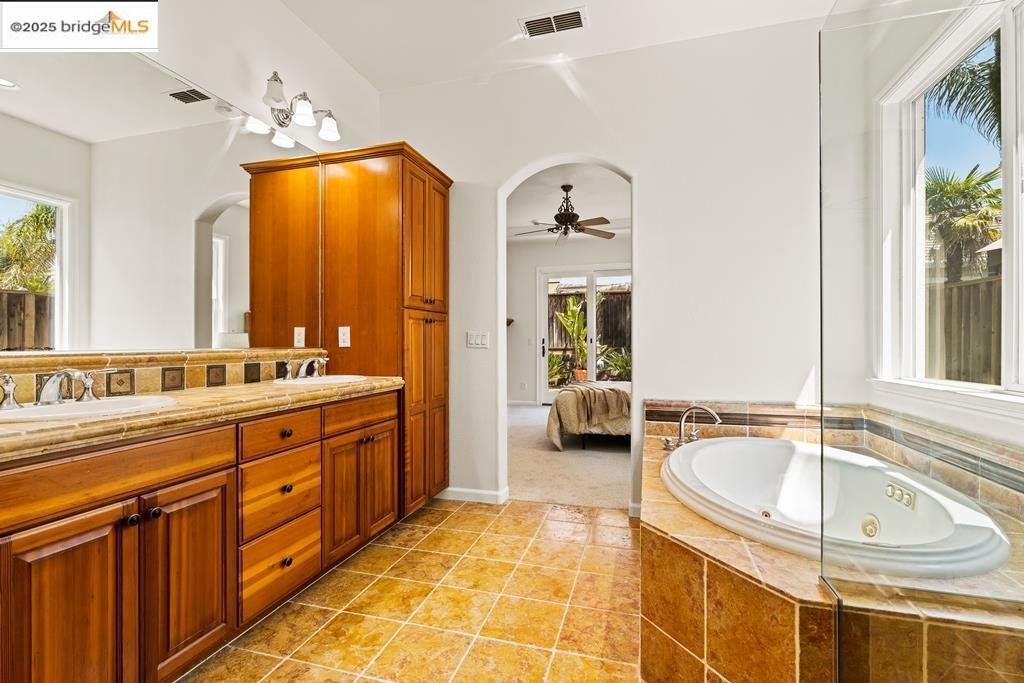 LAKESHORE - Residential