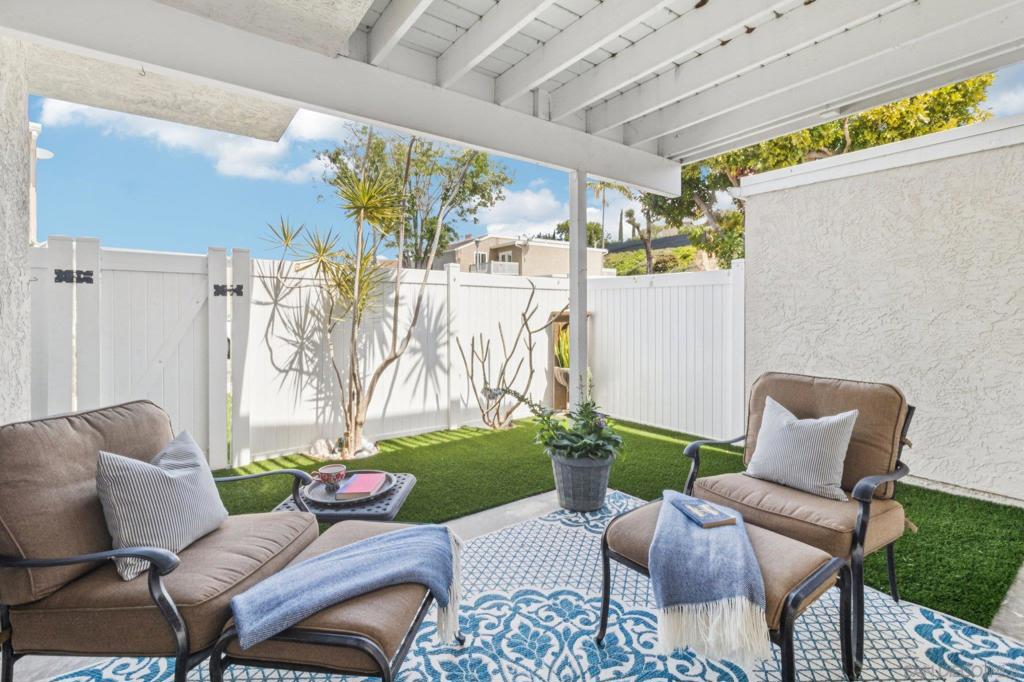 1446 Caminito Septimo