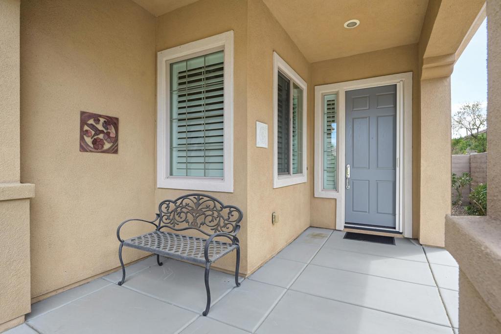 81631 Avenida De Baile
