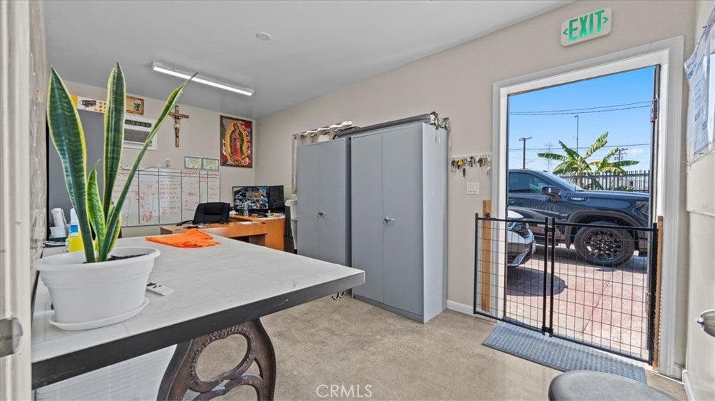 1790 Industrial Way