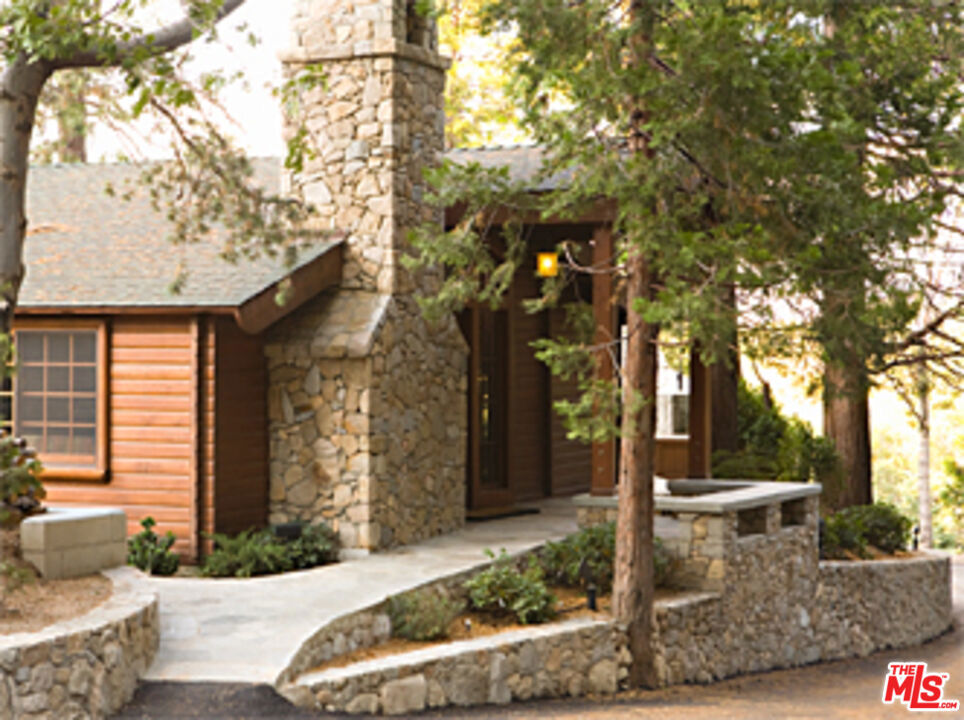 Arrowhead Woods - Residential