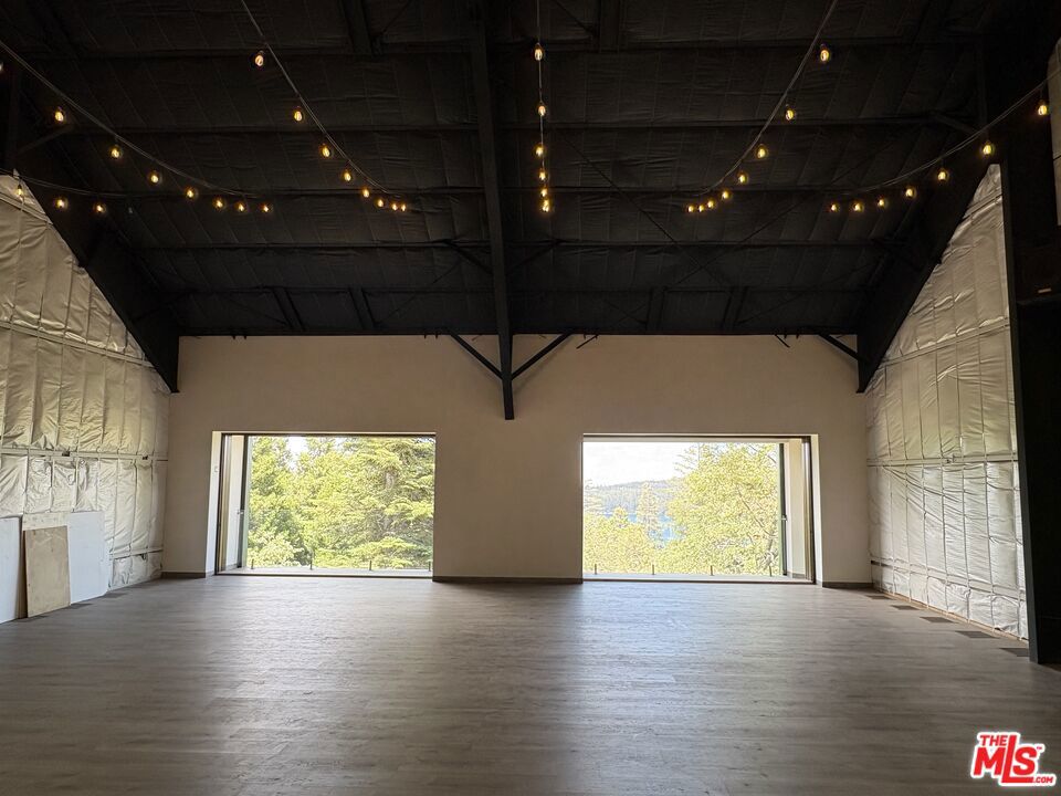 Arrowhead Woods - Residential