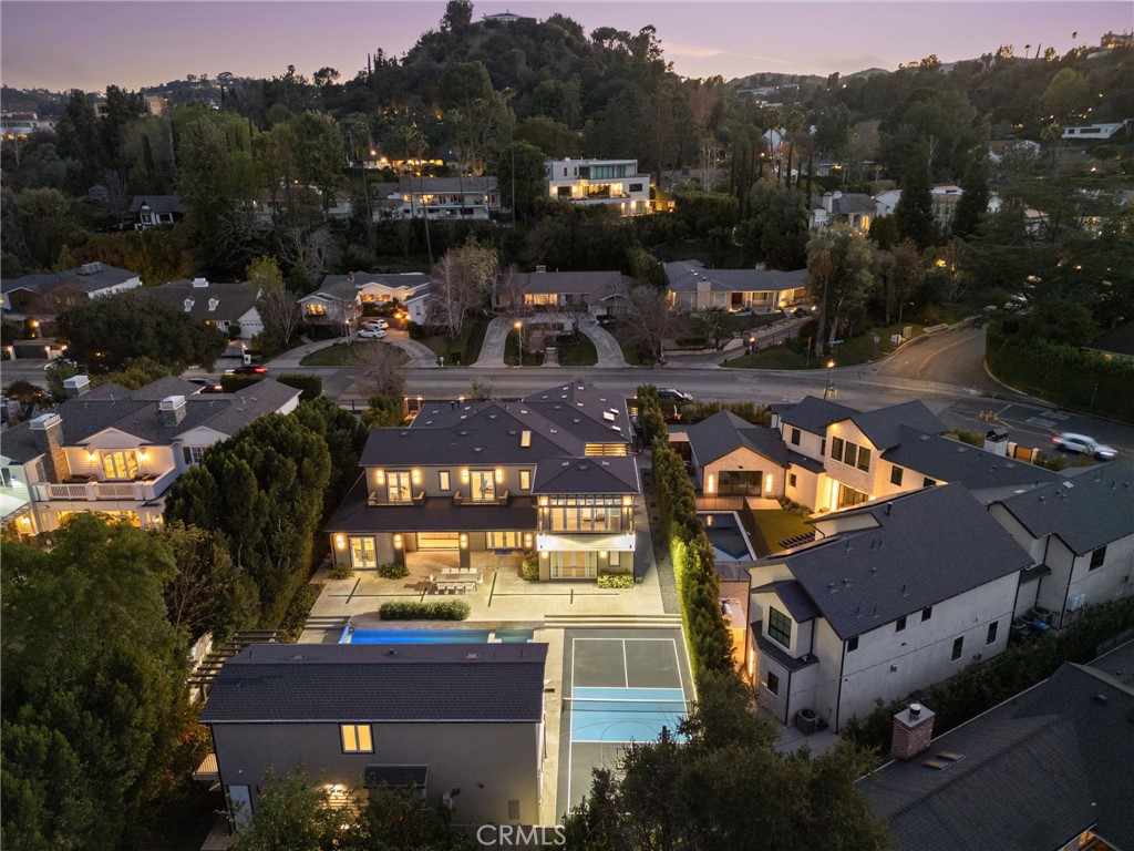 15547 Valley Vista Boulevard